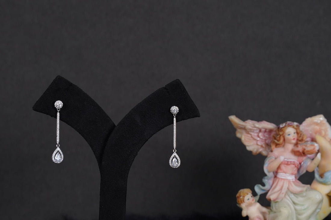 SILVERINGS 925 STERLING DROP DEAD GORGEOUR SILVER EARRINGS - Silverings