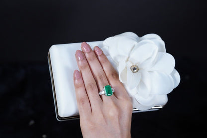 SILVERINGS 925 STERLING ELYSIAN EMERALD SILVER RING - Silverings