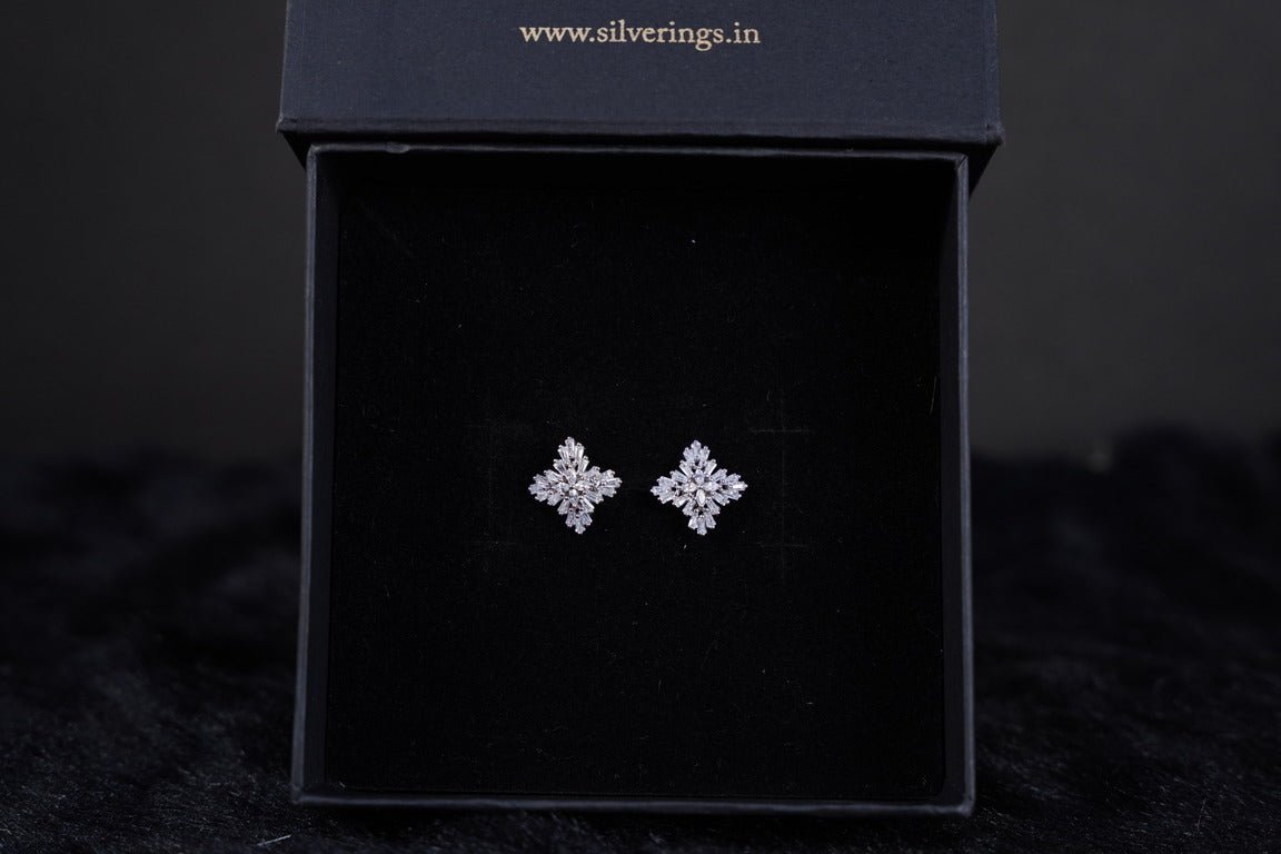 SILVERINGS 925 STERLING LILY SILVER EARRINGS - Silverings