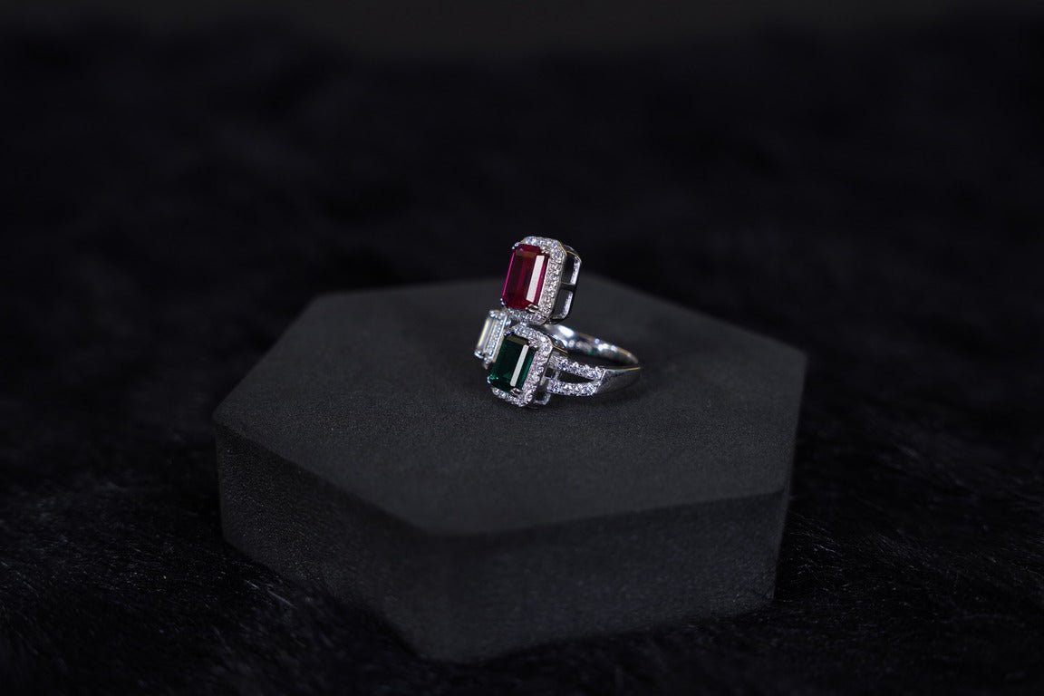 SILVERINGS 925 STERLING RUBY AND EMERALD SILVER RING - Silverings