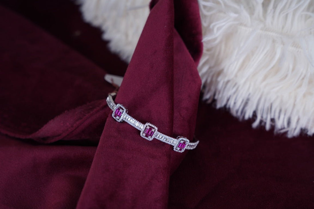 SILVERINGS 925 STERLING RUBY WOO SILVER DOUBLE SIDED BRACELET - Silverings